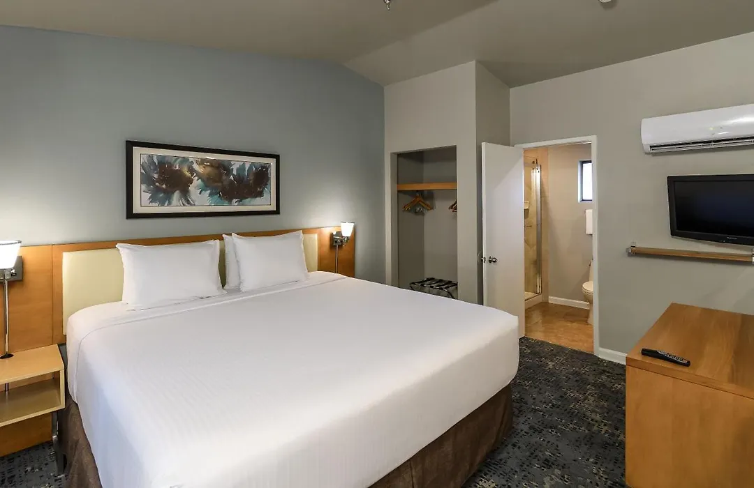 Alexis Park All Suite Resort-1